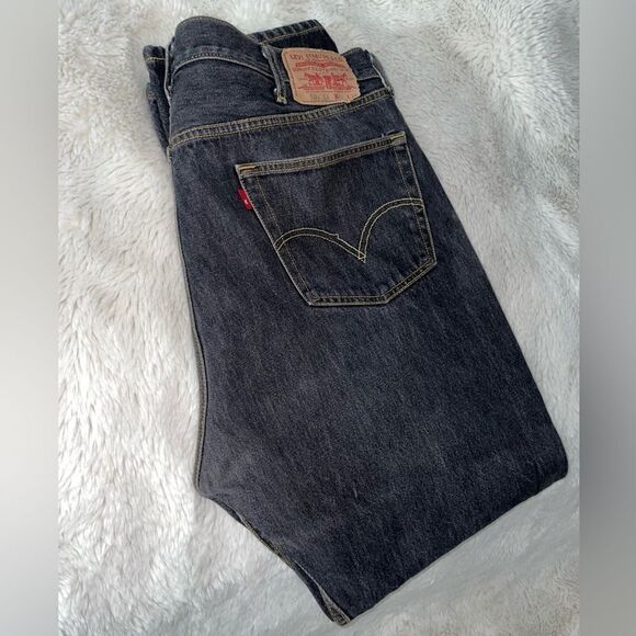 Men’s 501 Levi’s - Picture 1 of 6